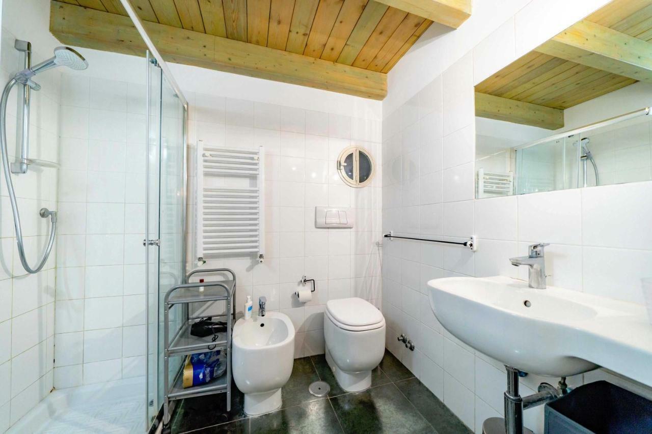 I Ruggiero Apartment Napoli Bagian luar foto