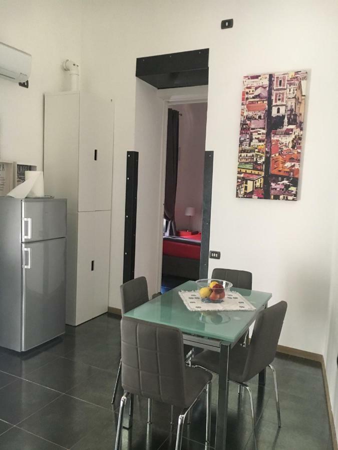 I Ruggiero Apartment Napoli Bagian luar foto